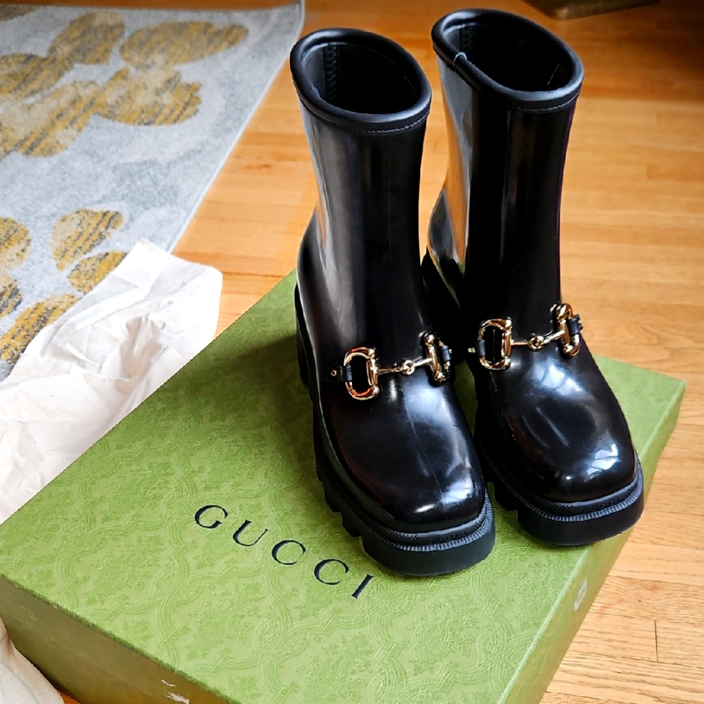 Gucci Rubber Waterproof Horsebit Ankle Boots 39 Black - Picture 4 of 16